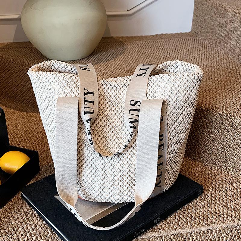 

Hand-woven straw bag women s large capacity 2025 new summer vacation seaside beach bag commuter bucket bag бежевый