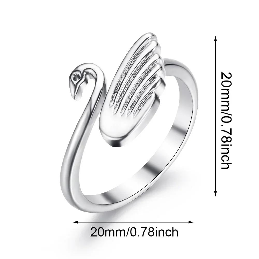1 Pc Adjustable Knitting Loop Crochet Multi Style Metal Loop Knitting Ring Finger Wear Thimble Yarn Guides Sewing Accessories