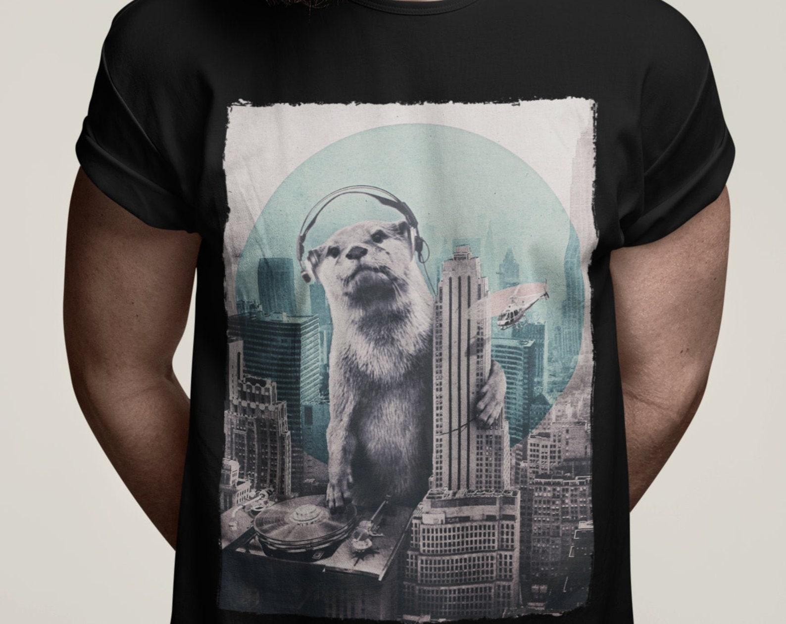 DJ Otter Art Print T-Shirt, Funny Animal Tee S