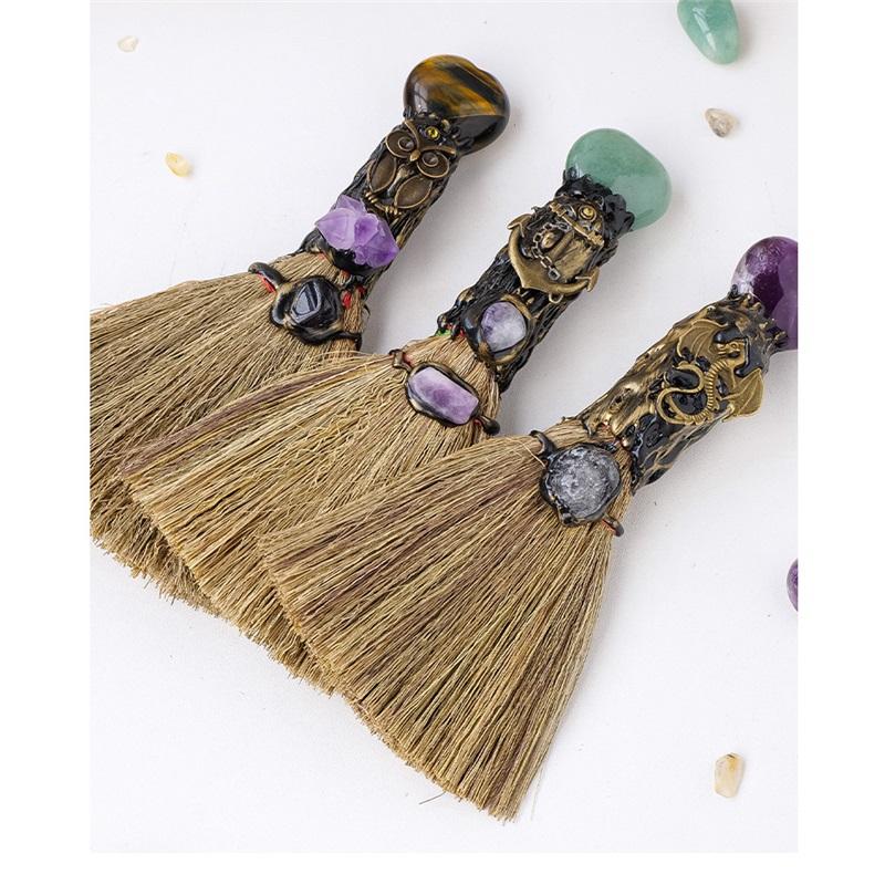 Natürlicher Kristallherzbesen, Magischer Besenstil, Geschenk für Hexe Heimdekoration