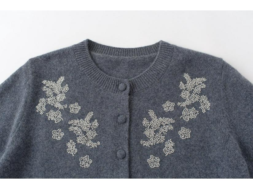 Γυναικεία Χοντρή Κασμιρέ Ζακέτα με Κλείσιμο με Κουμπιά, Χειροποίητες Χάντρες και Κεντημένες Λεπτομέρειες