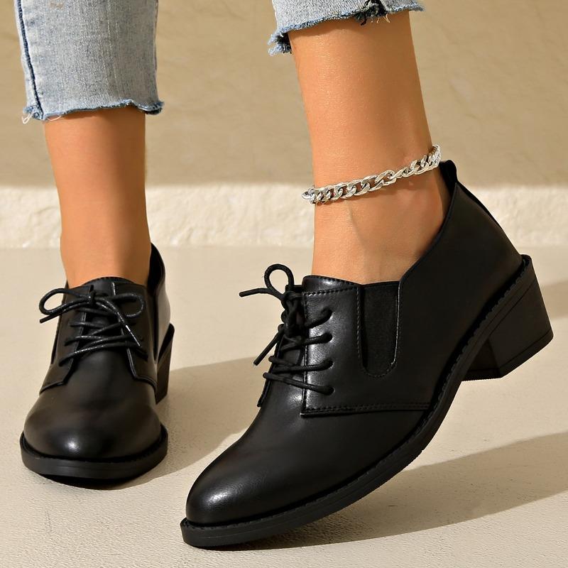 Fall 2025 New Thick-heeled Low-top Single Shoes Women's Plus-size Lace-up Retro Leather Shoes