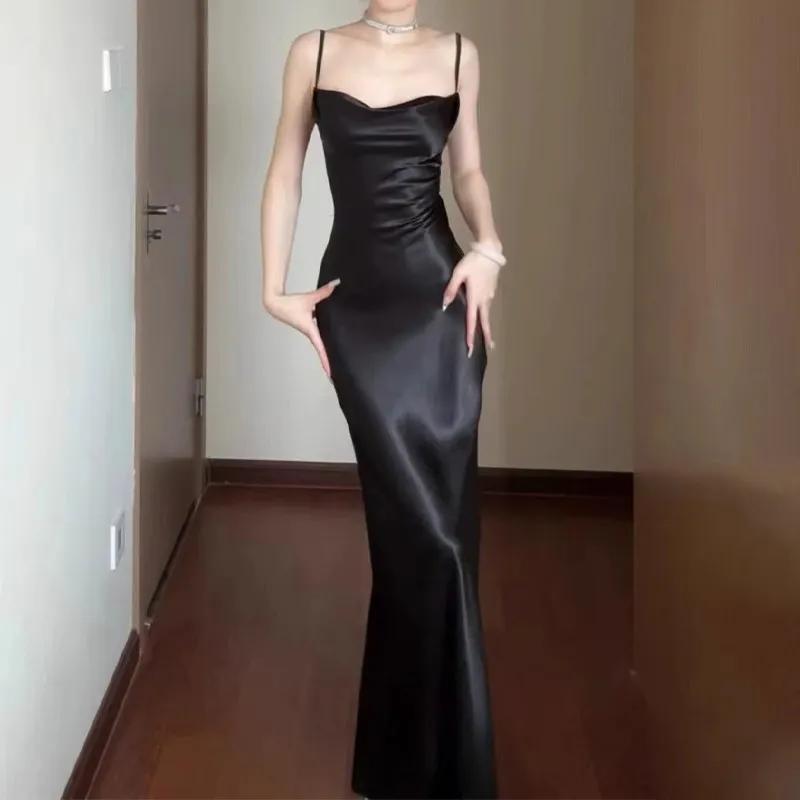 Women's Satin Spaghetti Strap Maxi Dress Sweetheart Neck Ruched Waist Mermaid Evening Party Gown