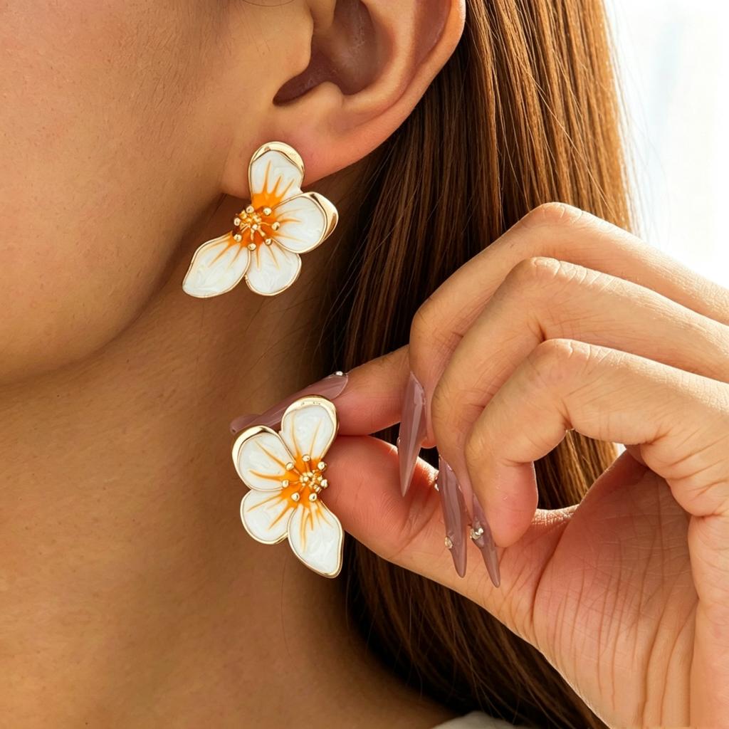 European and American sweet ear jewelry elegant dripping flower earrings women's high sense four-leaf petal stud earrings