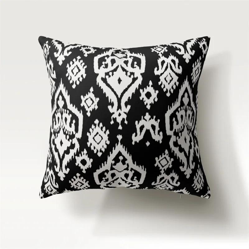 Black and White Geometric Pattern Printed  Polyester Cushion Cover for Home Living Room Sofa Decorative Pillowcase