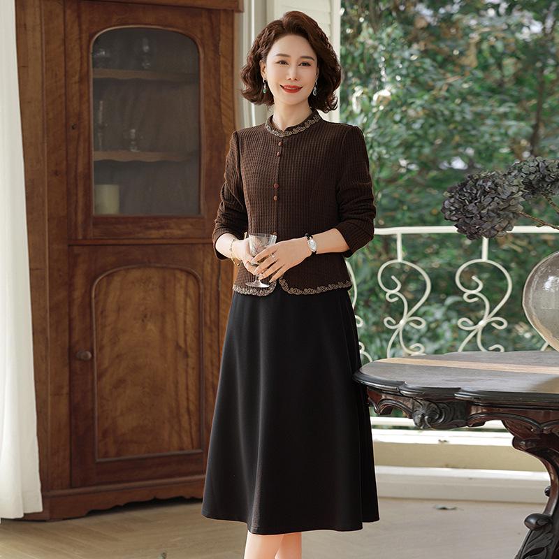 

Весна 2025 Платье для похудения для женщин среднего и пожилого возраста - Дизайн «два в одном» с длинным рукавом XL (85-105 jin) кофейный