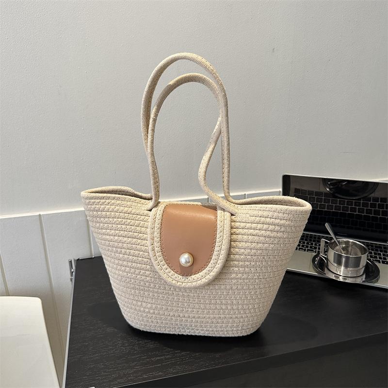 

New 2024 summer tote bag with pearl buckle simple underarm bag business commuter cotton thread hand-woven beach bag хакі