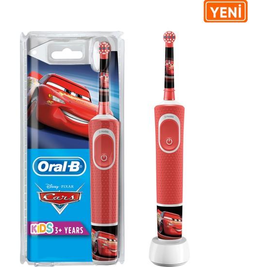 

Детская аккумуляторная зубная щетка Oral-B D100 Cars Special Series