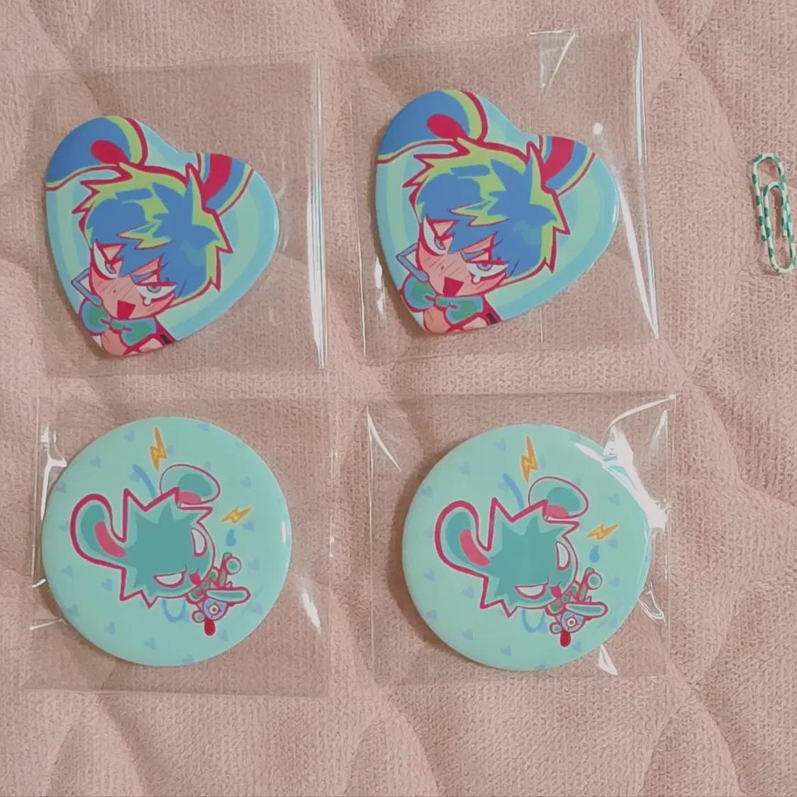 

Sell) Alien Stage Can Badge Teal Bulk