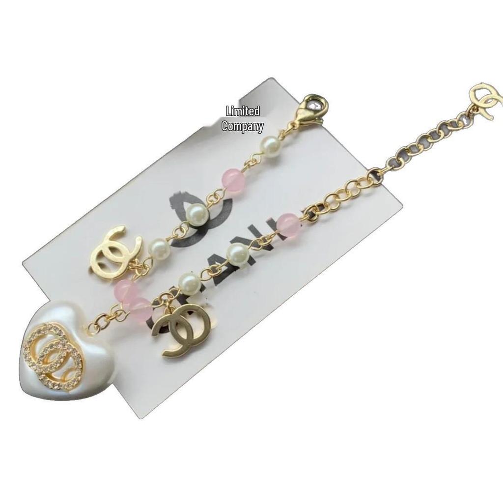 Bransoletka Seiko z Różową Perłą w Kształcie Serca z Podwójnymi Literami C dla Kobiet