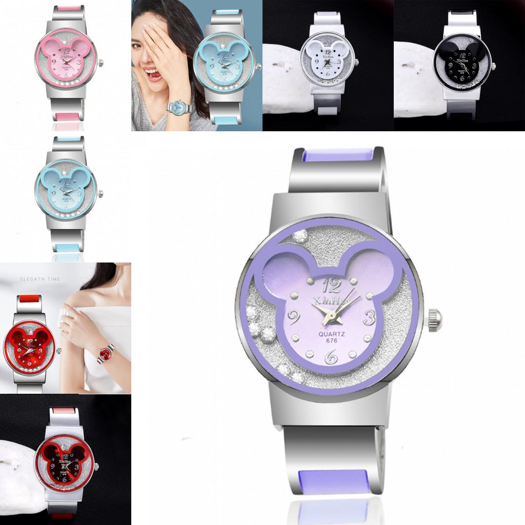 Stylish Women's Alloy Bracelet Quartz Watch With Elegant Design And Unique Colors