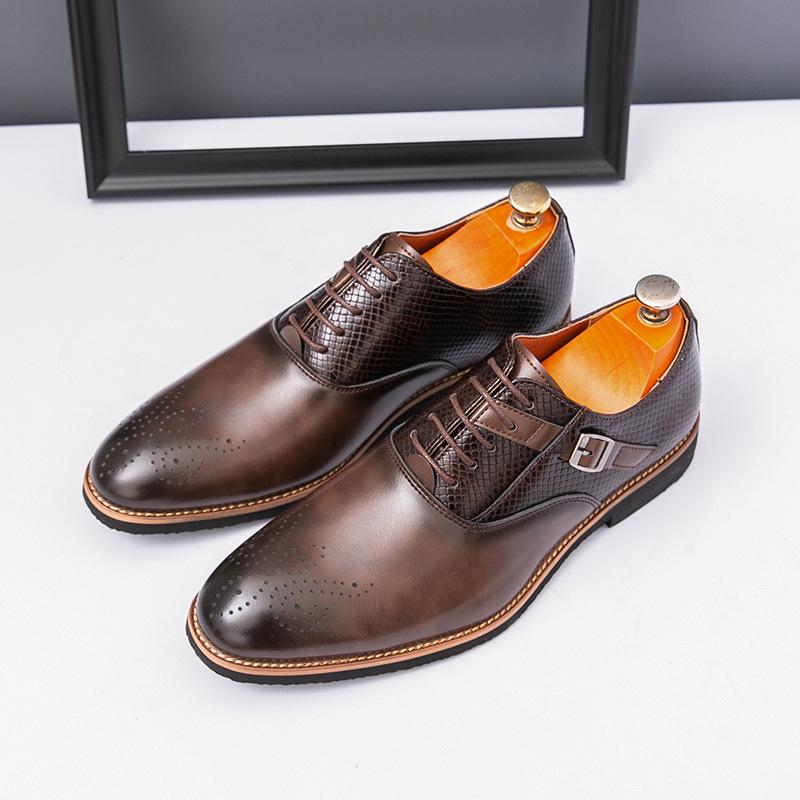 

Men s business leather shoes large size new fashion trend Brock engraved leather shoes British style dinner shoes 46