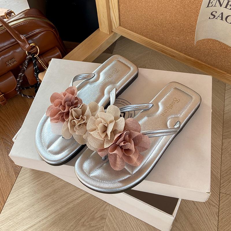 

3D Floral Flat Sandals for Women Boho Braided Flower Flip Flops Lightweight Slide Shoes Women s Summer Non-Slip Slippers Open Toe Beach Dress Shoes 40/41 срібний