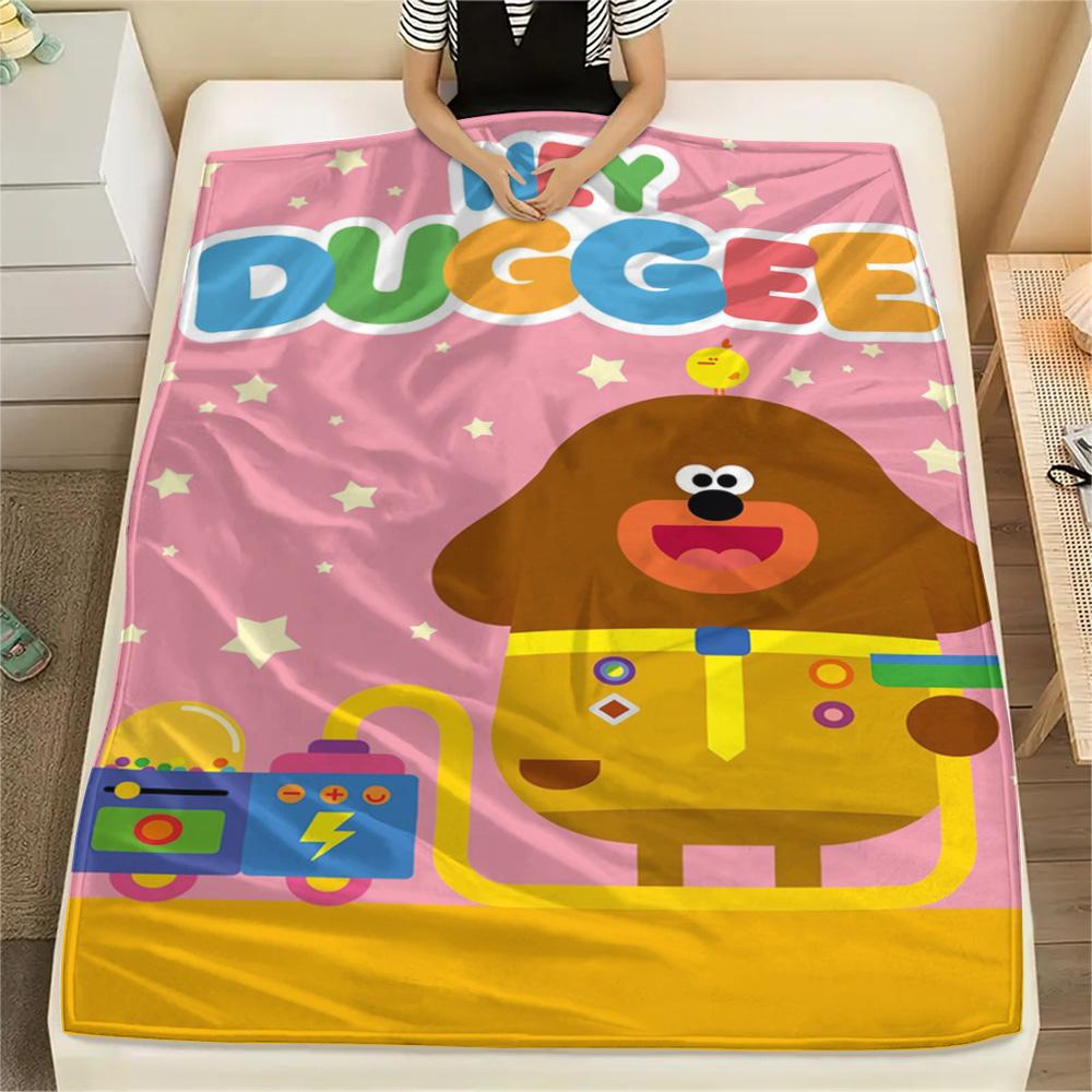 1PC Hey Duggee Patterned Flannel Blanket Suitable For All Seasons for Home Decor Warmth and Comfort Gifts Holiday Present