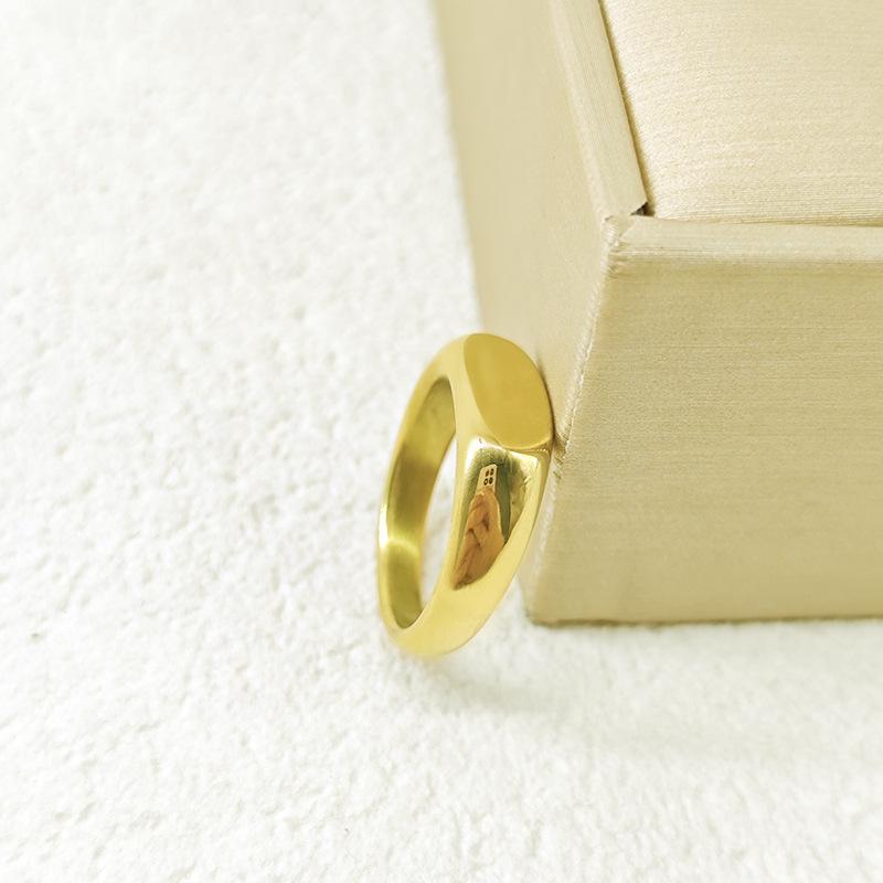 18k Gold Minimalist Cold Style Polished Ring Band