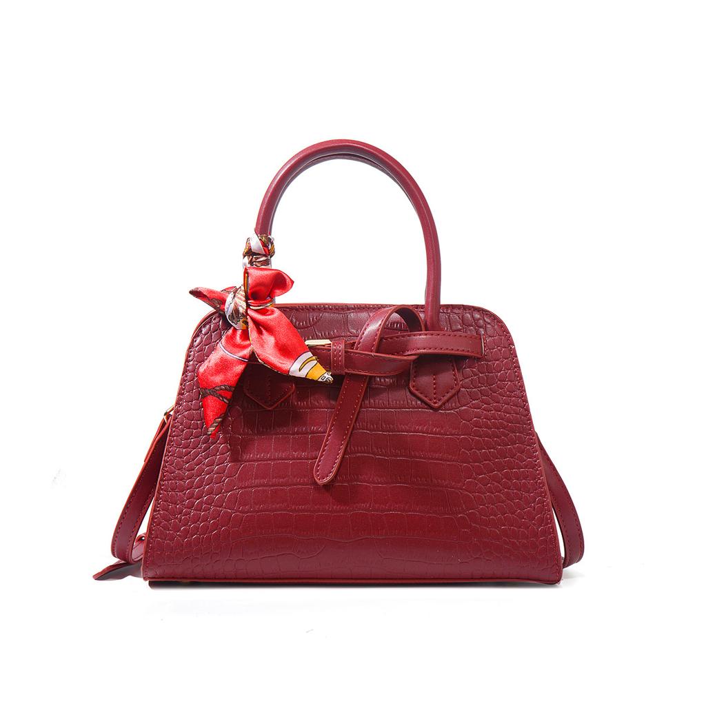 Send Gifts, Silk Scarves, New Mothers, Red Wedding Bags, Wedding Gifts For Brides, Handbags, Messenger Women'S Bags