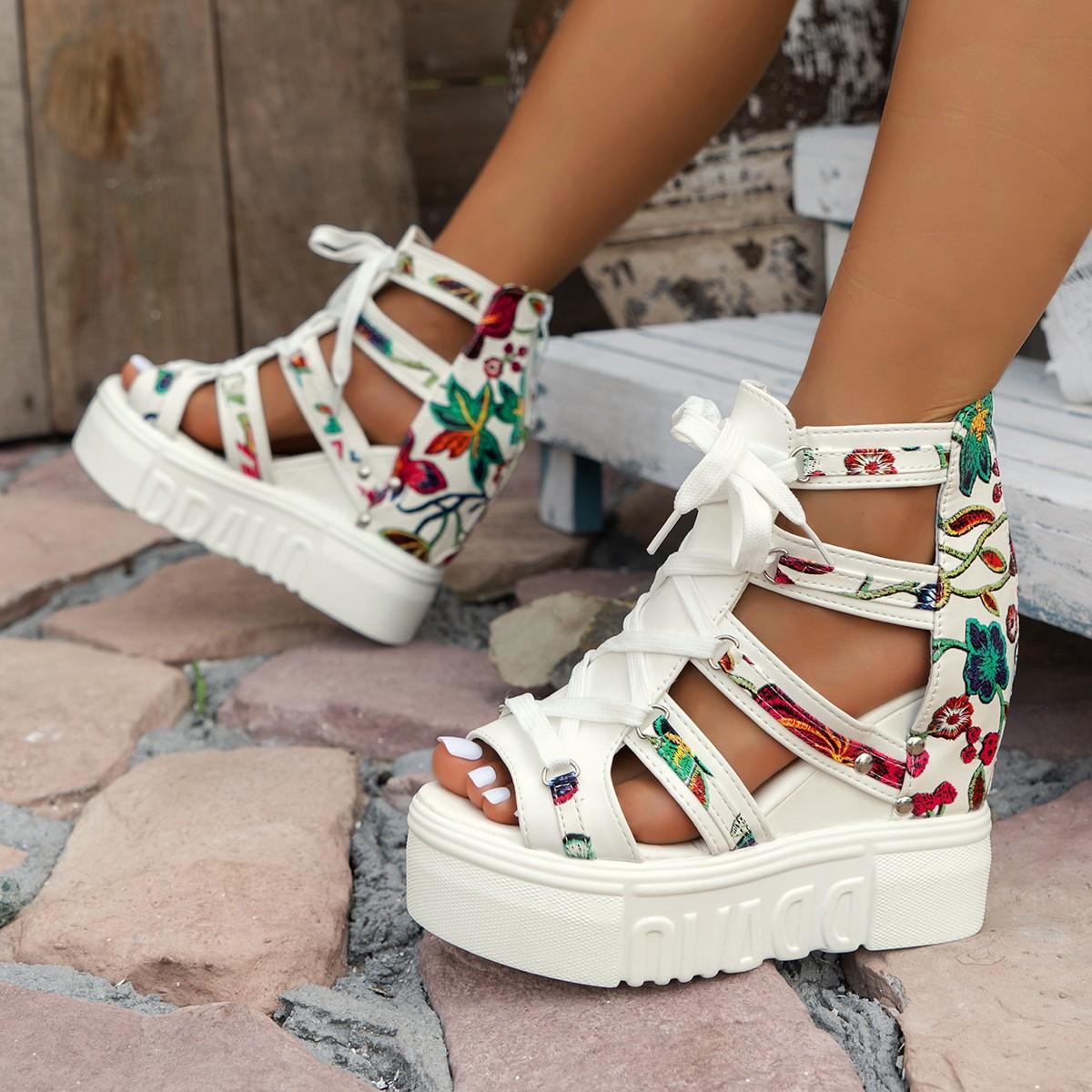 

Летняя женская обувь с цветочным принтом в Риме, водонепроницаемые босоножки на танкетке на толстой подошве и платформе 39 белый
