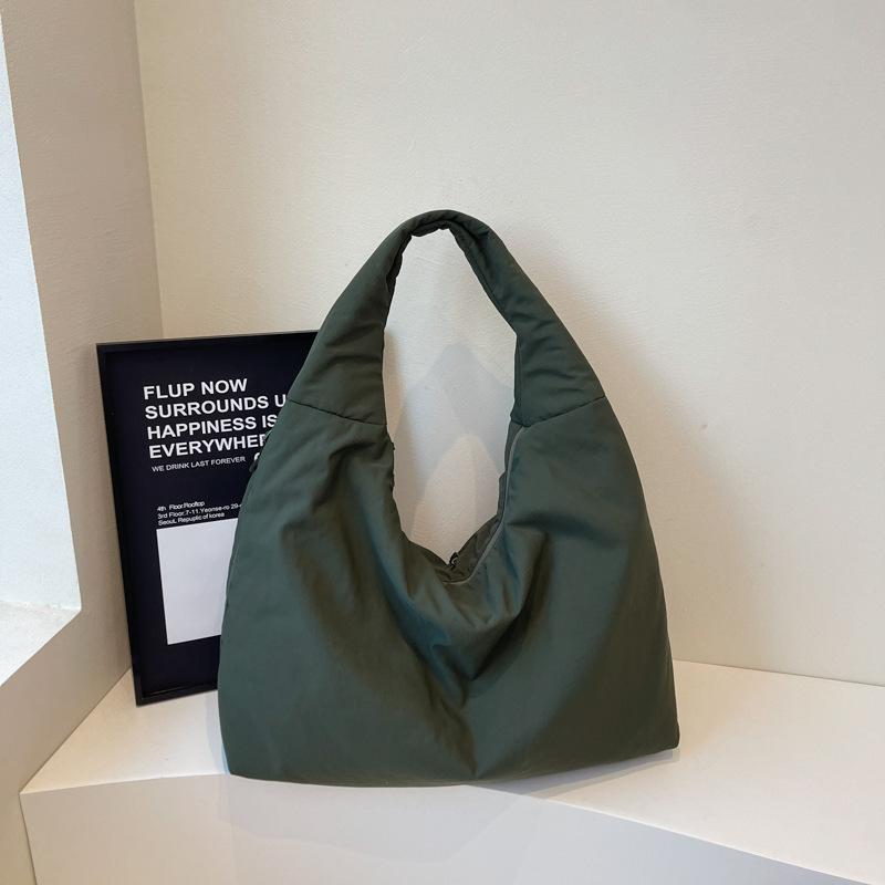 Large capacity casual tote bag women's new trend lazy style shoulder bag simple and lightweight portable underarm bag