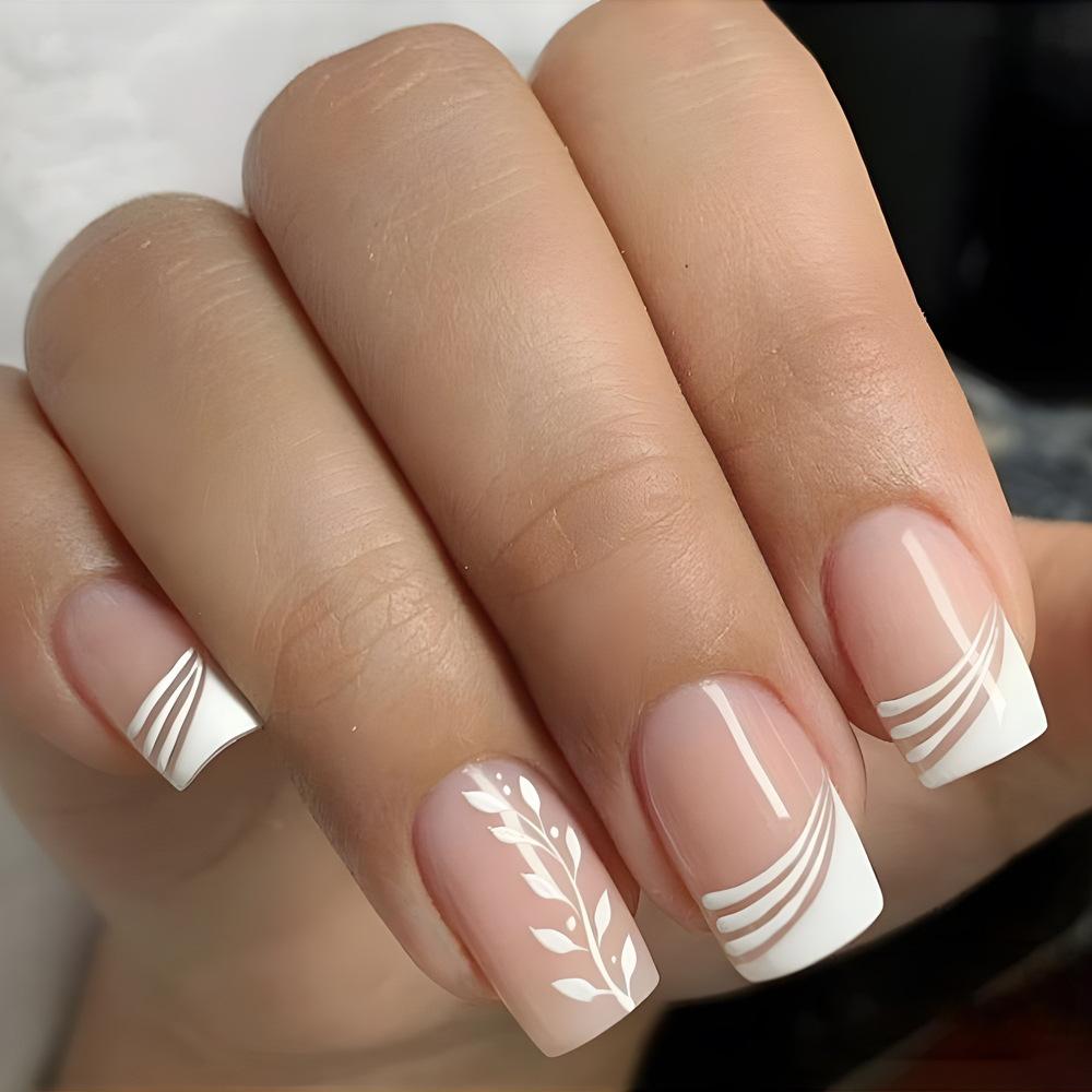 24Pcs Gradient White Short Square Ballet Fake Nails Simple Nude Full Cover Press On Manicure Tips