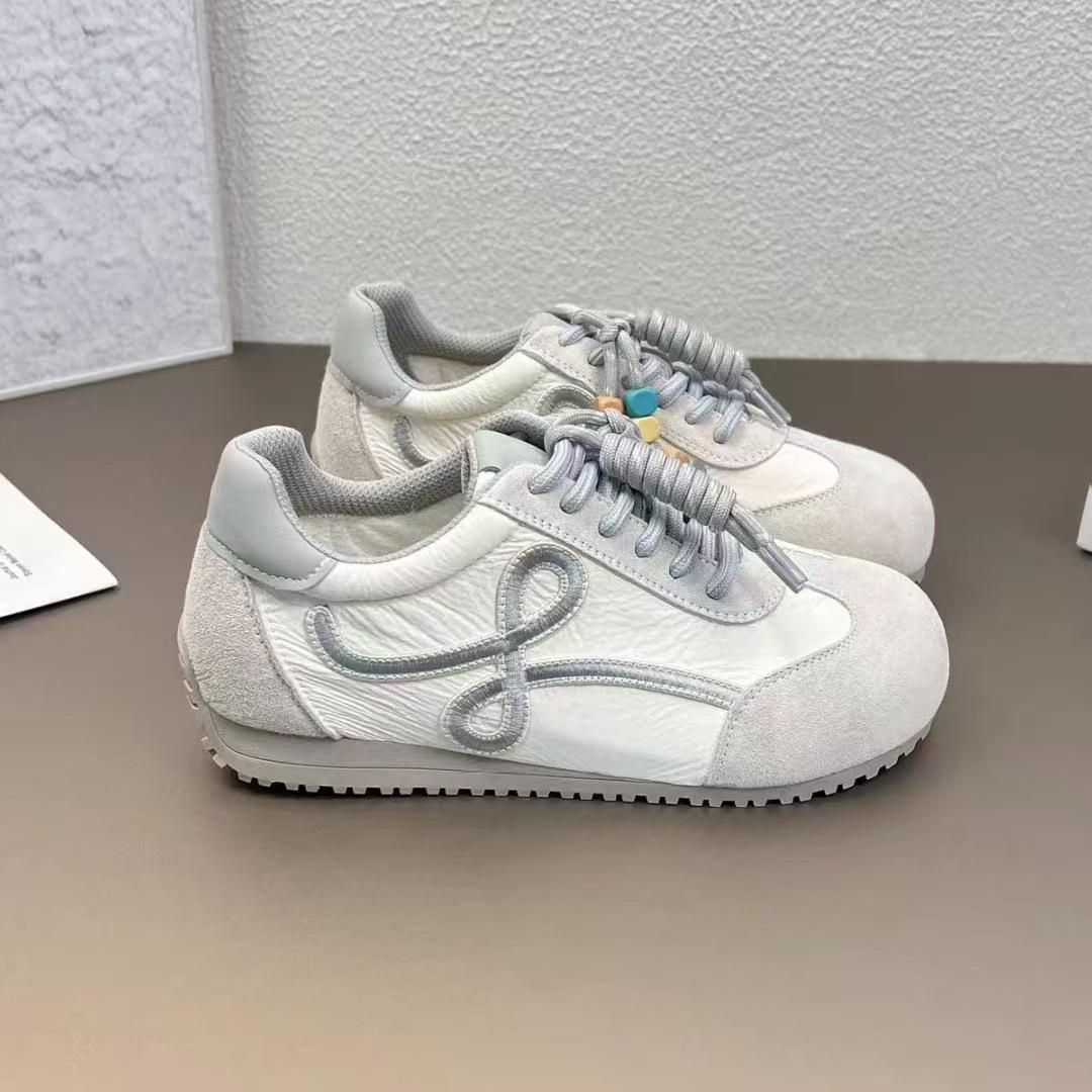 

Soft leather inner height increase German training shoes women s 2025 summer and autumn new thin breathable casual sports shoes high sense Forrest G 35 серый