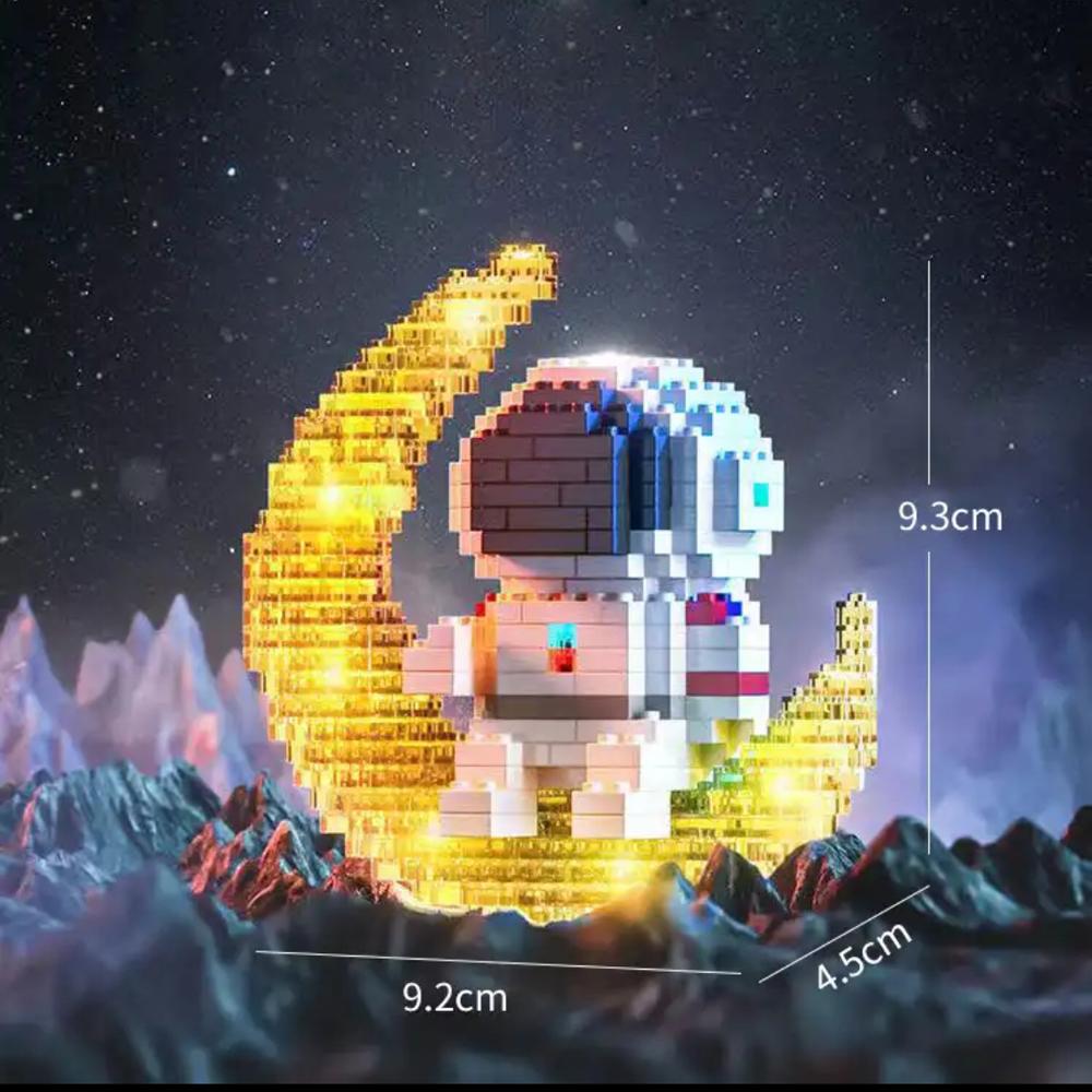 

Astronaut Micro Mini Building Blocks with LED Lights Enhance Desk Aesthetics Pen Holder Assemble Cosmos Brilliance in bag