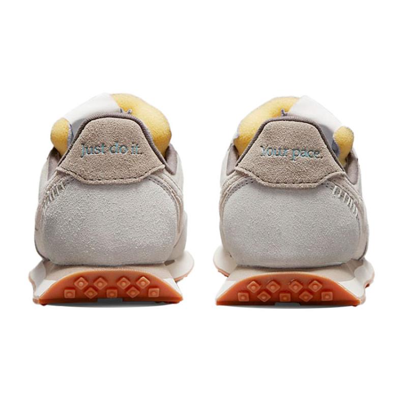 Nike Waffle Trainer 2 SE Light Ivory White Women's Sneakers DO2345-120