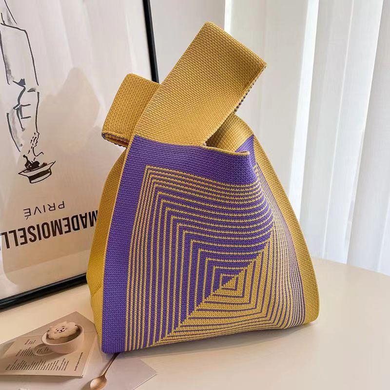 Knitted bag Girls vest bag Small square bag New knitted bag Hand bag Knitted bag Oblique span