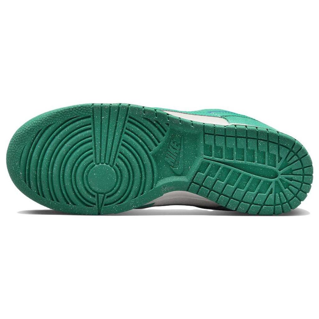 Nike Dunk Low Se 'Sail Neptune Green' Women's DO9457-101