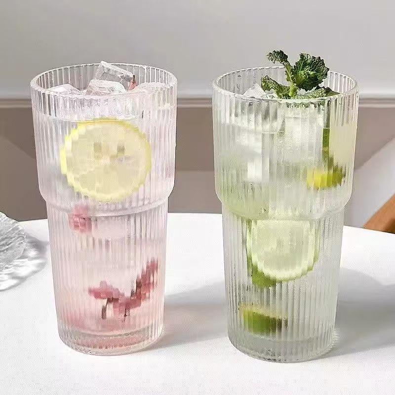 Ins-Style Large Capacity Vertical Stripe Glass Cup with Lid and Straw – Ideal for Fruit Tea, Iced Coffee, and Beverages