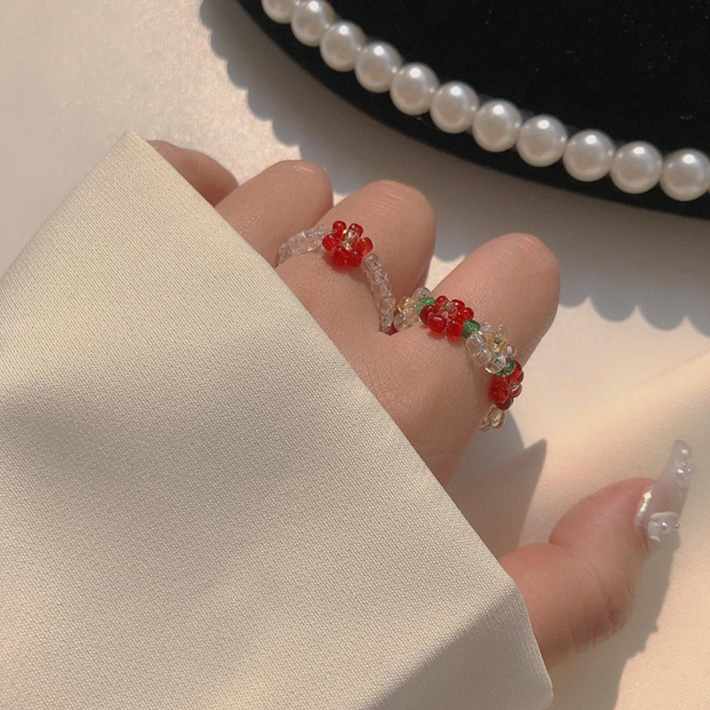 Fashionable Beaded Rings Accessory Adjustable Elastic Design Flower Rings Jewelry for Young Women and Craft Lovers
