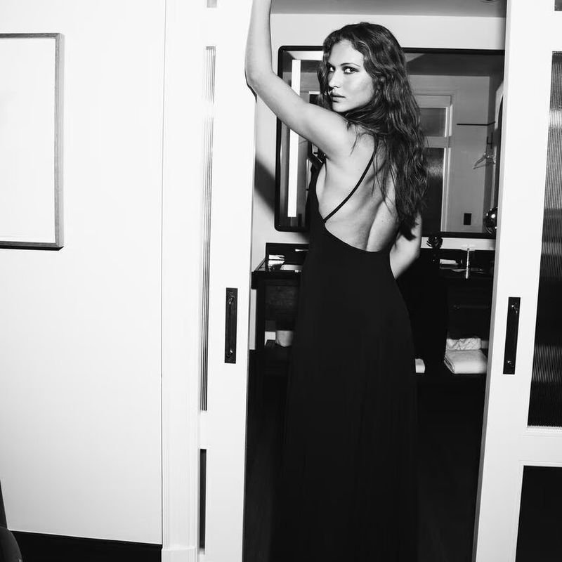 Za Autumn and Winter New Arrivals Women's Clothing Zr European and American Style Fashionable Backless Halter Neck Long Dress 5063253 606