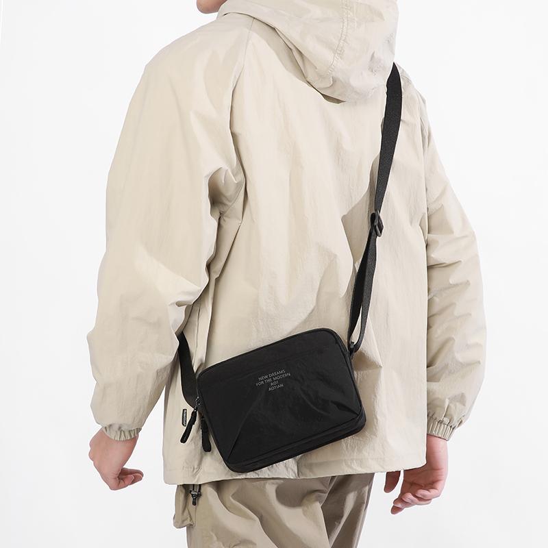 Minimalist Oxford Cloth Crossbody Bag Men Women Casual Functional Daily Outdoor Shoulder Bag