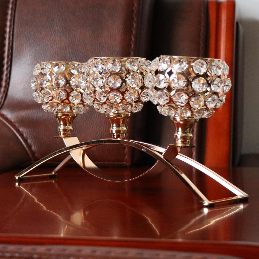 New Light Luxury Crystal Candlestick Candelabra Candle Holder Ins Wind Candlestick Dinner Candle Cup Wedding Centerpiece