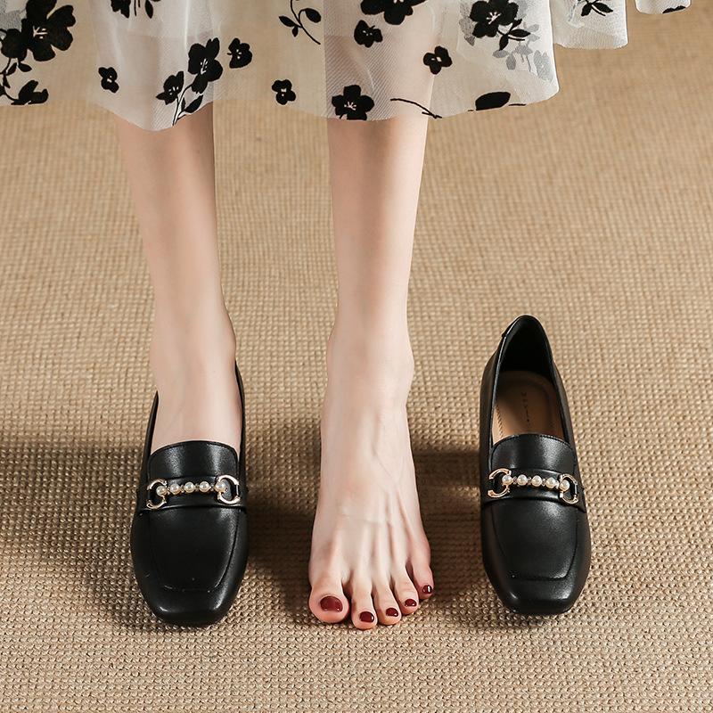 Autumn and Winter Retro College Style Square Head Pearl Buckle Thick Heel Mary Jane Single Shoes Professional Commuter Work Shoes