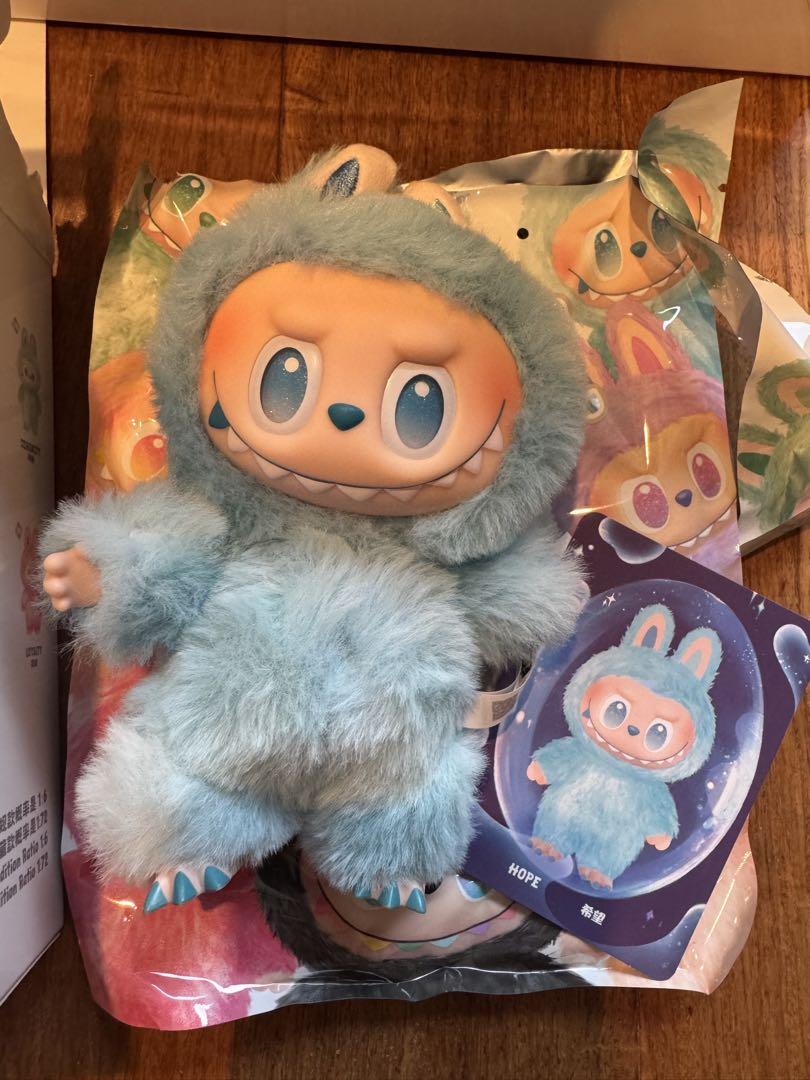 

[Б/У] Цена снижена: Оригинальный Big Into Energy HOPE labubu