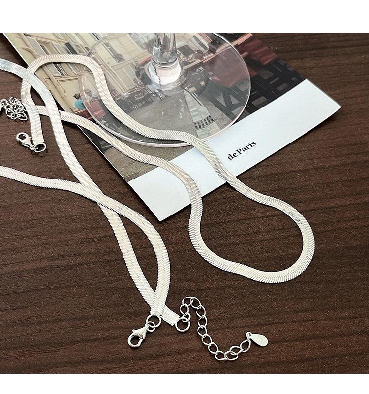 S925 Sterlingsilber Koreanische Schlangenkette – Schlichte & Vielseitige Retro-Choker-Halskette für Damen