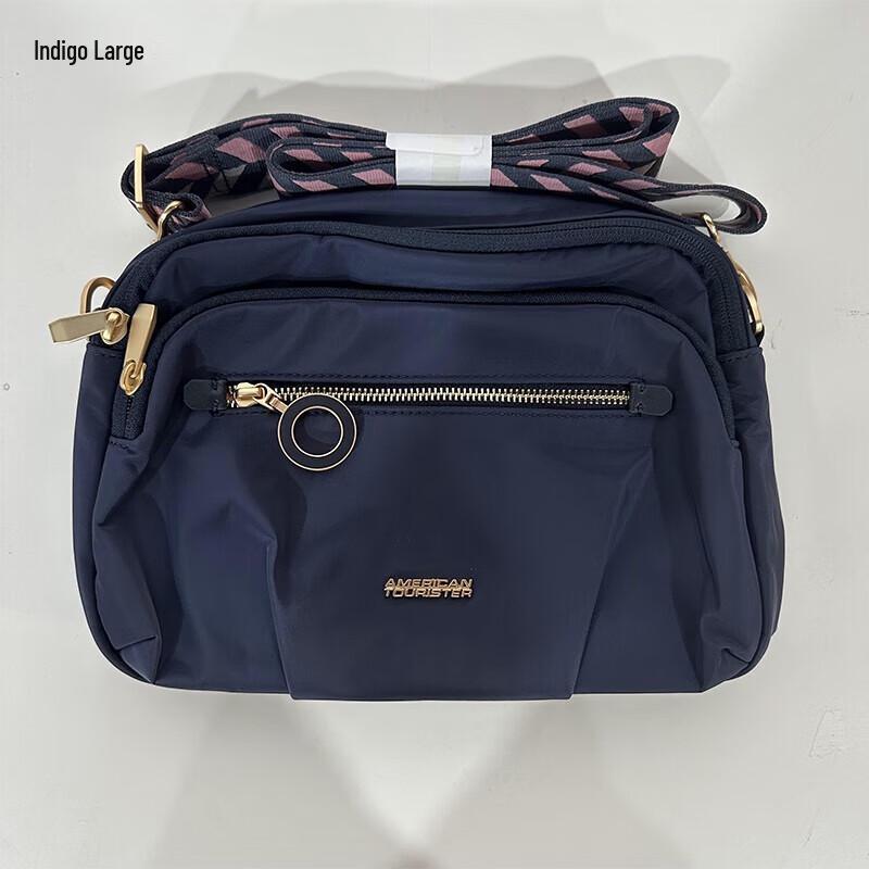 American Tourister QZ1 Casual Backpack