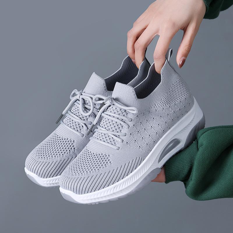 Shoes women's casual sports shoes women's fashion mesh shoes flying woven breathable women's shoes low heels are not tiring