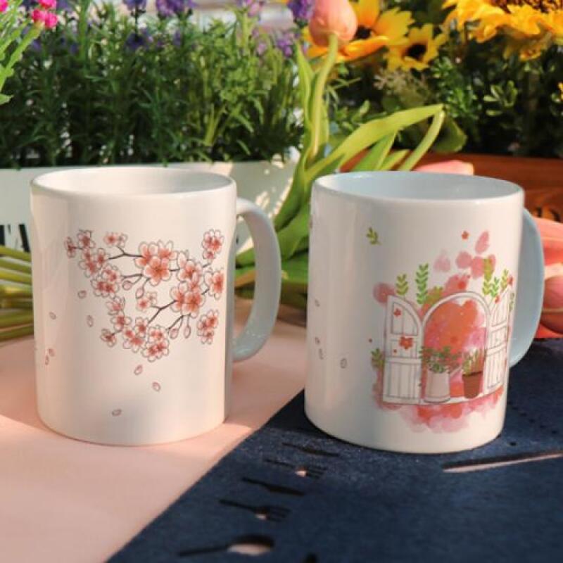 pr258-Design Mug 2p-Cherry Blossoms Outside the Window
