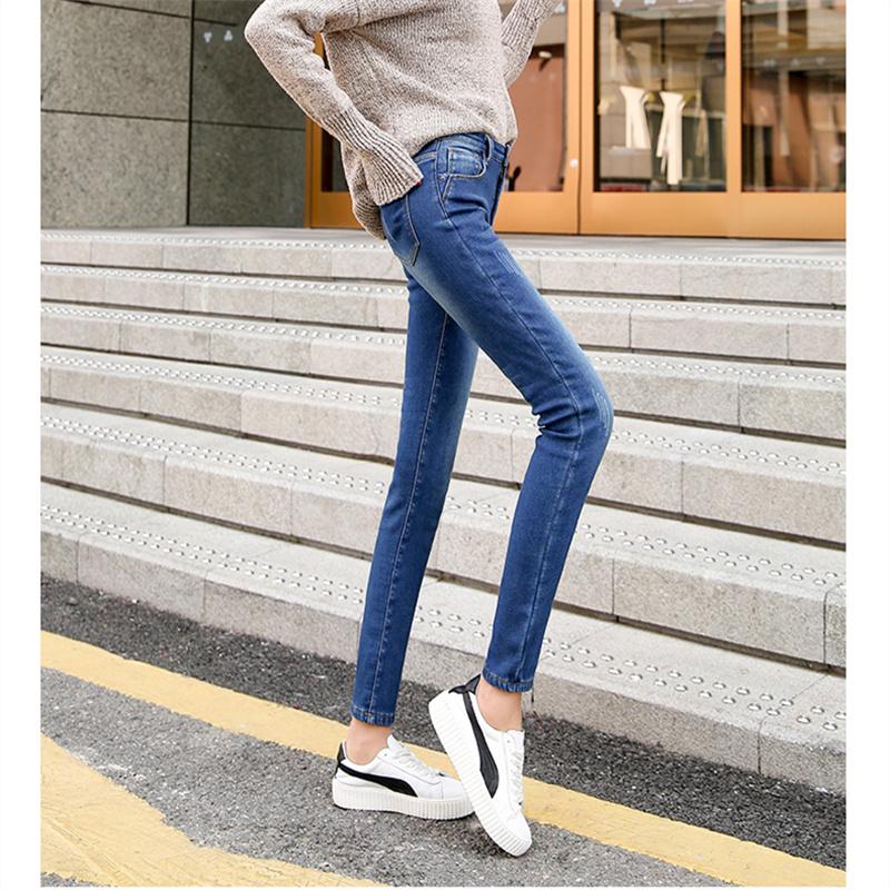 Pantaloni jeans caldi per vestiti da donna Inverno Blu Azzurro Solido pile skinny Pantaloni a matita spessa con pantaloni in denim di velluto
