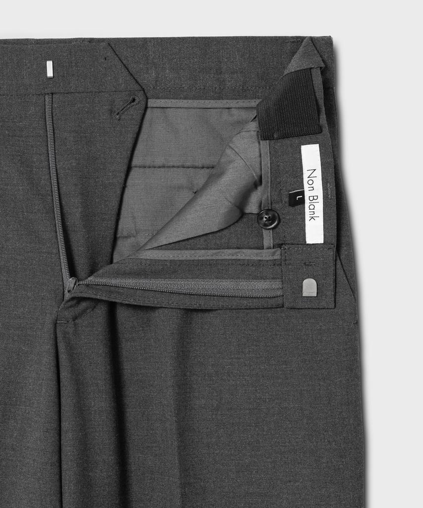 NONBLANK W11 Semi-Wide Fit Slacks_Charcoal Grey