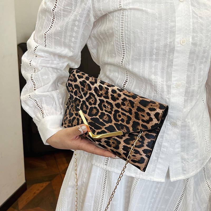 Bag Women's Bag Casual Versatile Envelope Bag Fashion Personality Trend Women's Shoulder Crossbody Bag