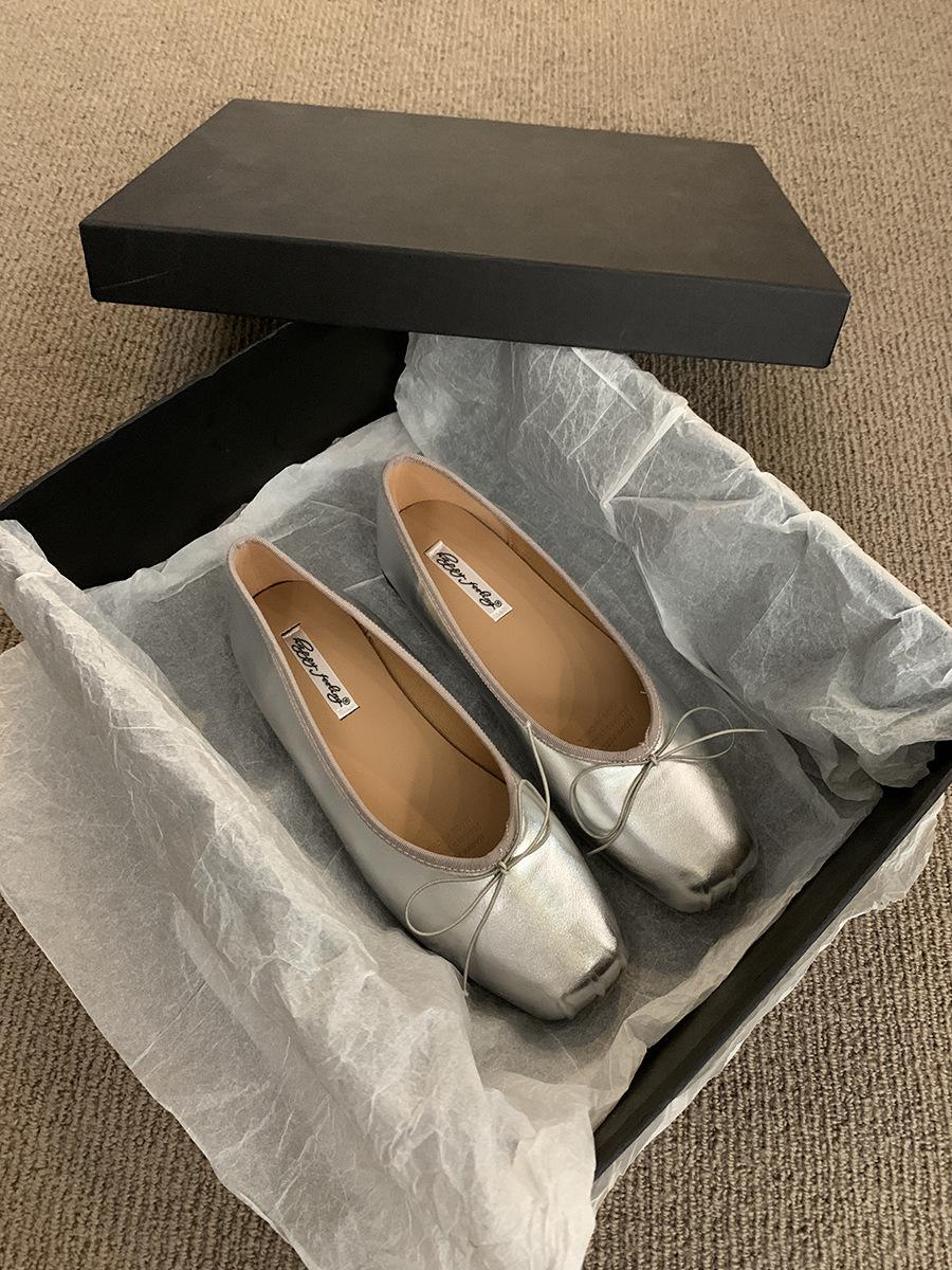 

Happy feelings flat bottom shallow mouth ballet silver single shoes women s shoes 2025 bow red boat shoes 40