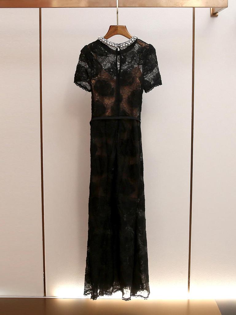 Elegant Autumn/Winter Fishtail Dress: Heavy Embroidery, Rhinestones, Water-Soluble Lace