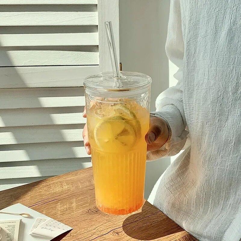 Ins Stripe glasskopp med lokk og sugerør Gjennomsiktige drikkeglass Iskaffekrus Juice Tekopp Vannkopper Drikketøy