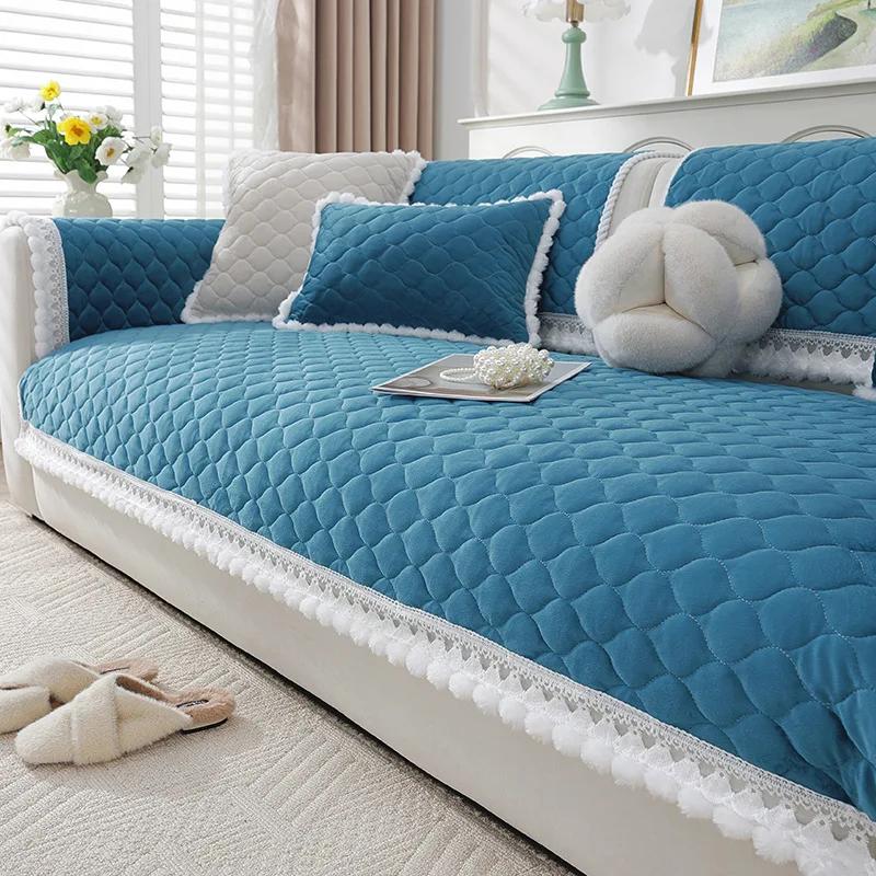 

New Quilted Crystal Velvet Sofa Cushion Autumn Winter Non-slip Couch Cover Plush Tassel Ball Sofa Cushion Soft and Comfortable 70x70cm синій