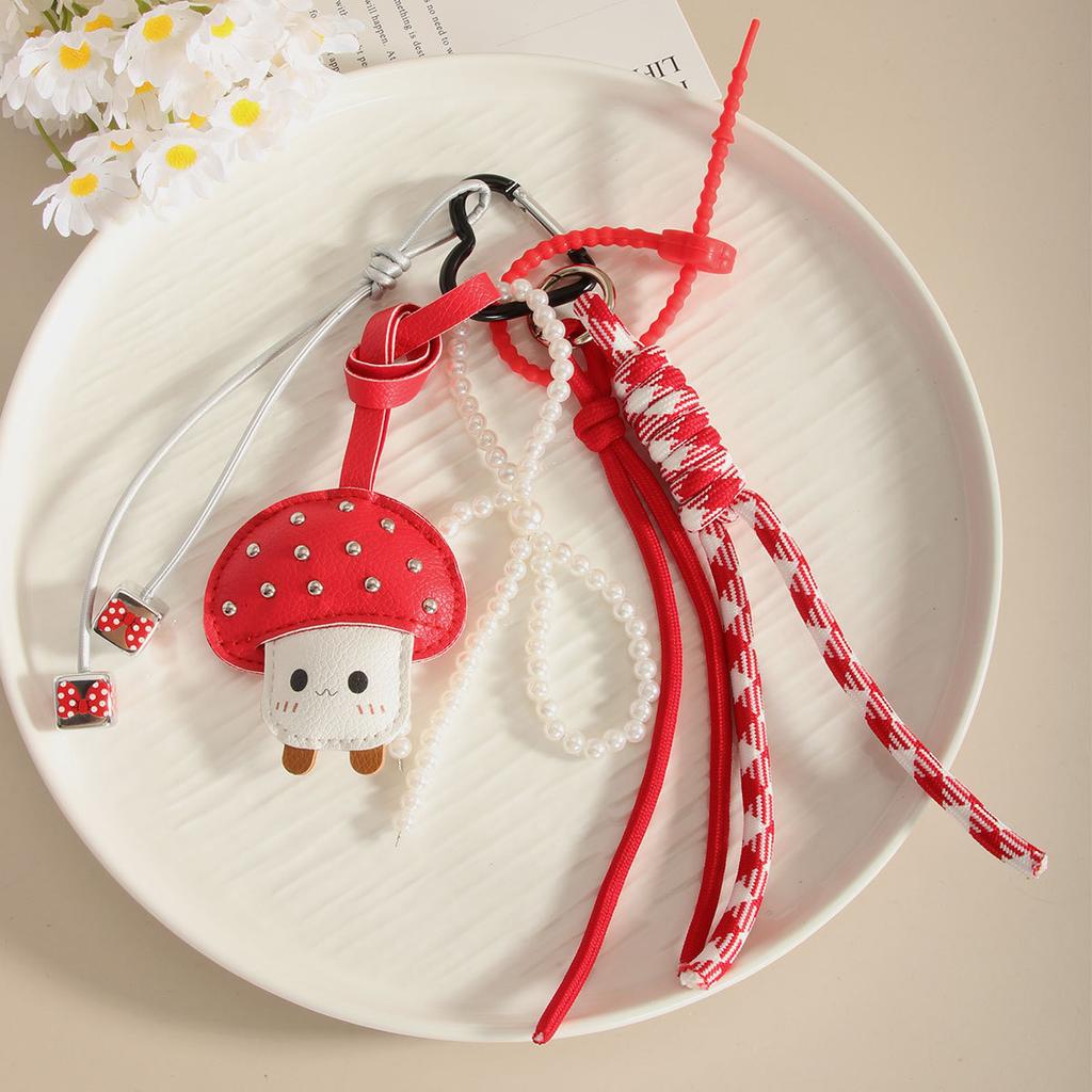 Mui Series Cute and Fashionable Little Mushroom Pearl Bow Bag Hanging Women's Handwoven Rope Keychain Bag Pendant