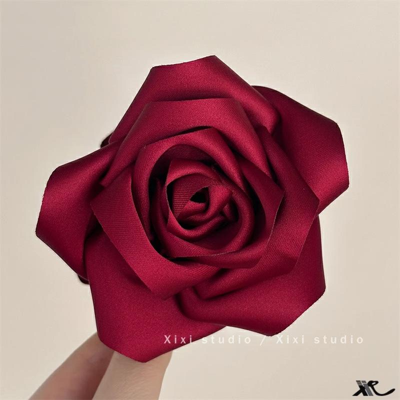 Fashionable Fabric Satin Rose Blossoms Luxury Grip Clip Sweet Temperament Hair Vacation Style Shark Female