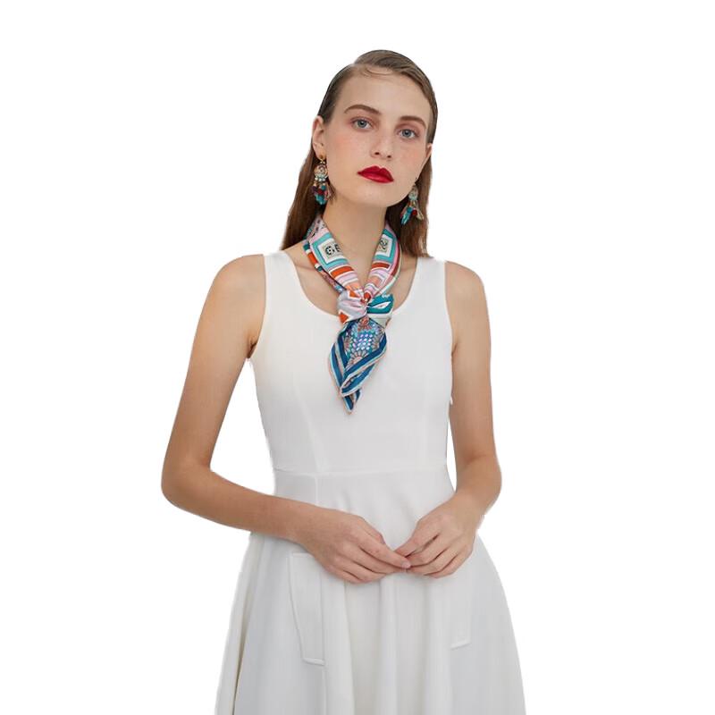 

Шелковый шарф Aurora Floral цвета тутового шелкопряда 66*66cm