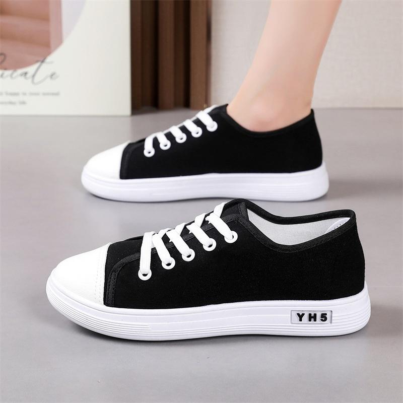 Women'S Breathable Casual Sneakers - Summer White & Black Low-Top Lace-Up Shoes with Rubber Sole, Fabric Lining, and Plain Toe Design for Casual Attir